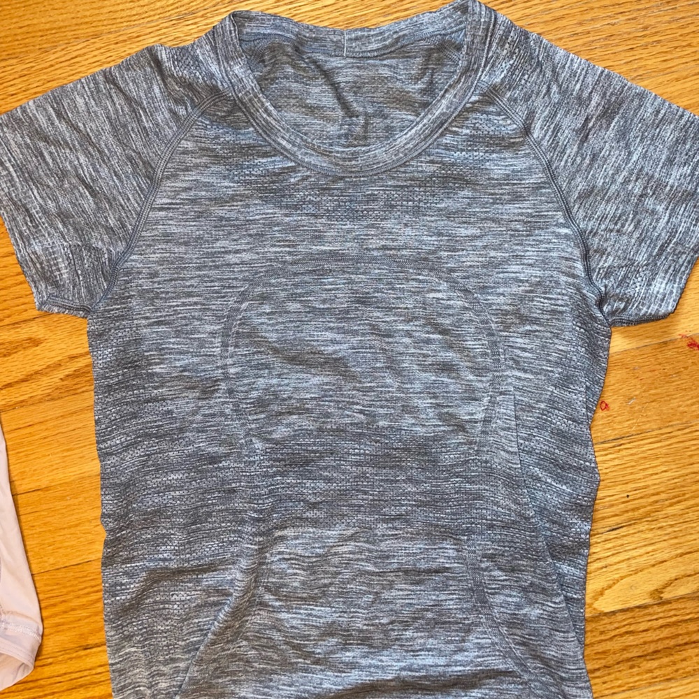 Lululemon Workout Tee